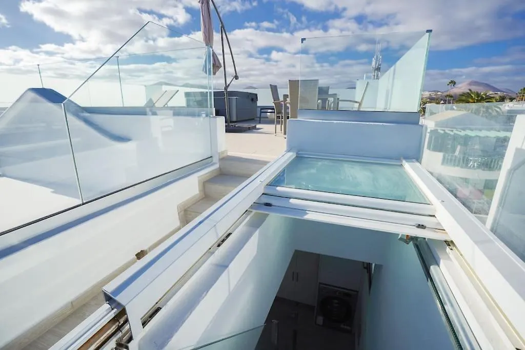 Rooftop Sea View With Jacuzzi And A/C Puerto del Carmen  0*, Puerto del Carmen (Lanzarote) Spain